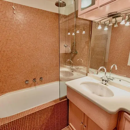 Apartment Luxury With Private Gym