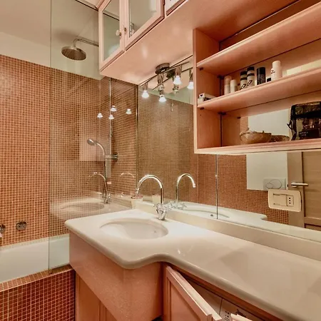 Luxury With Private Gym